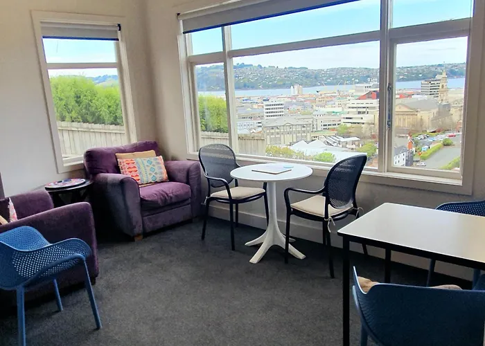 Work Stay At 123 Dunedin